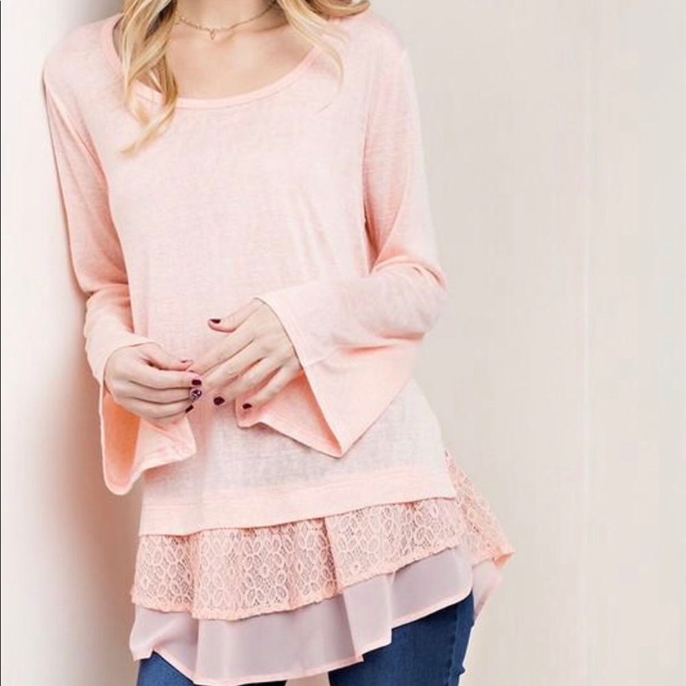 ❗️CLOSING SALE❗️ Blush Tunicwith Lace& Chiffon Hem - Picture 3 of 3